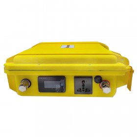 Аккумулятор BatteryCraft 12V 63Ah Bluetooth с инвертором